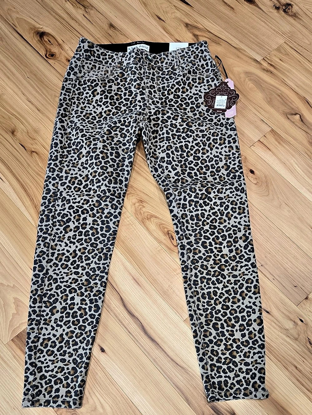Knox Rose mid-rise ankle skinny Leopard Print Skinny Jeans Size 8 NWT